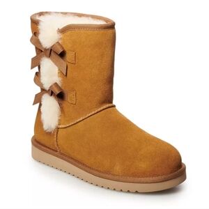 Koolaburra by UGG Victoria Girls' Short Winter Boots good condition